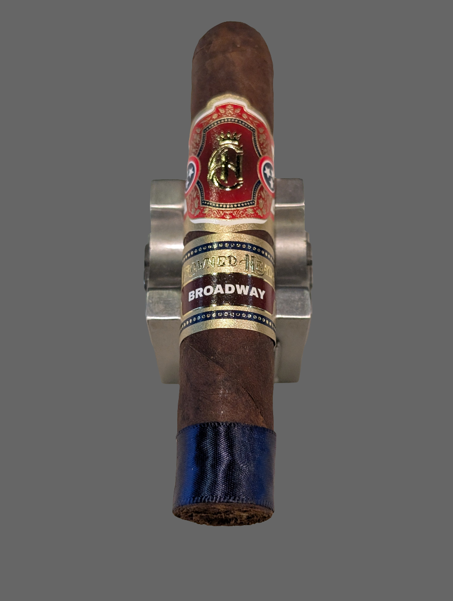 Crowned Heads Broadway Robusto Extra