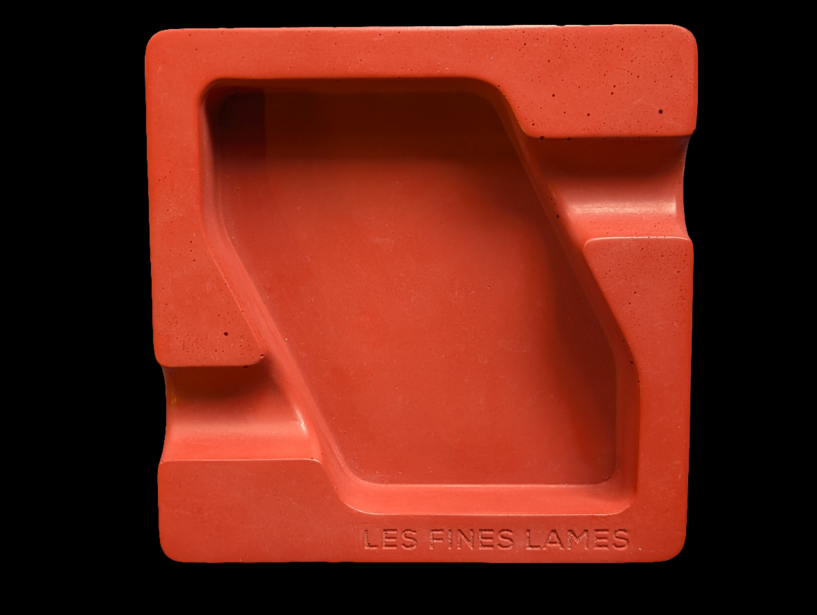 Les Fines Lames Red Double Ashtray