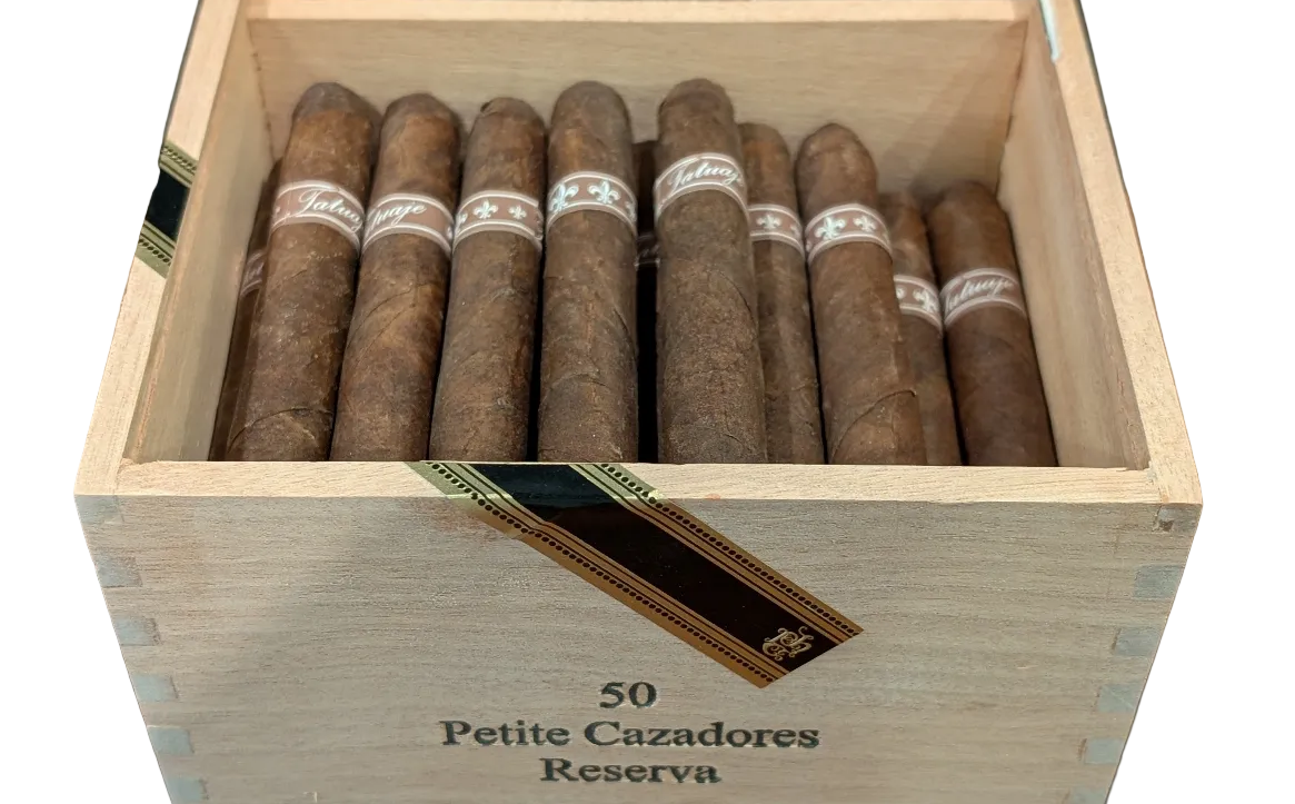Tatuaje Petite Cazadores Bx
