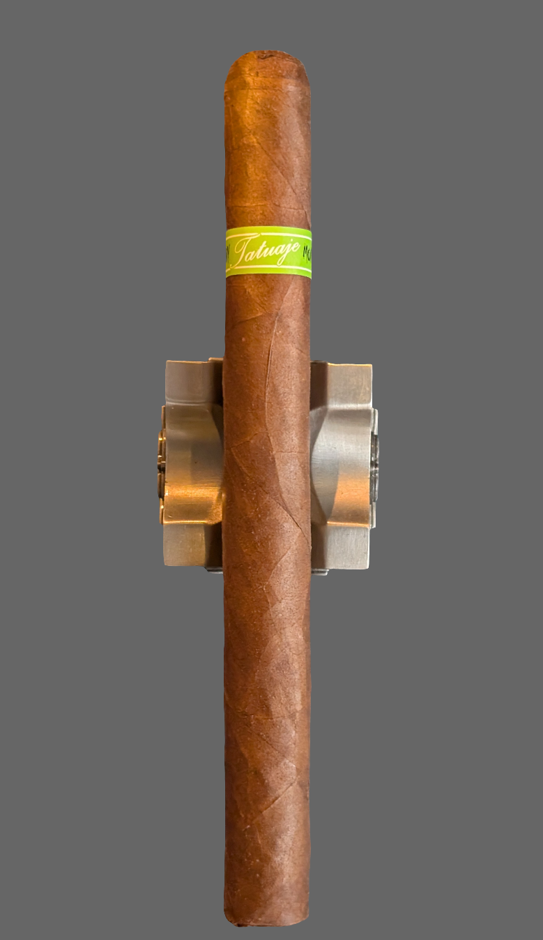 Tatuaje Skinny Hyde