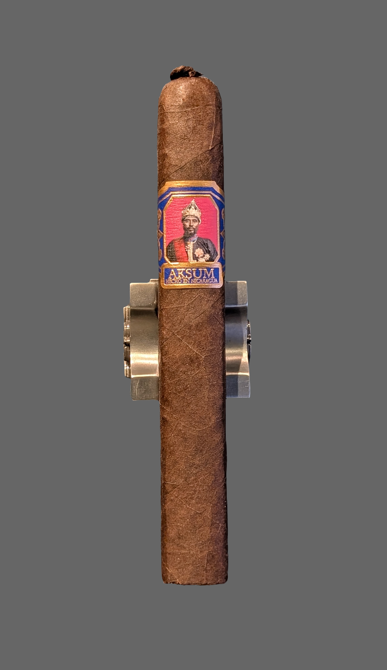 Foundation Aksum Maduro Toro