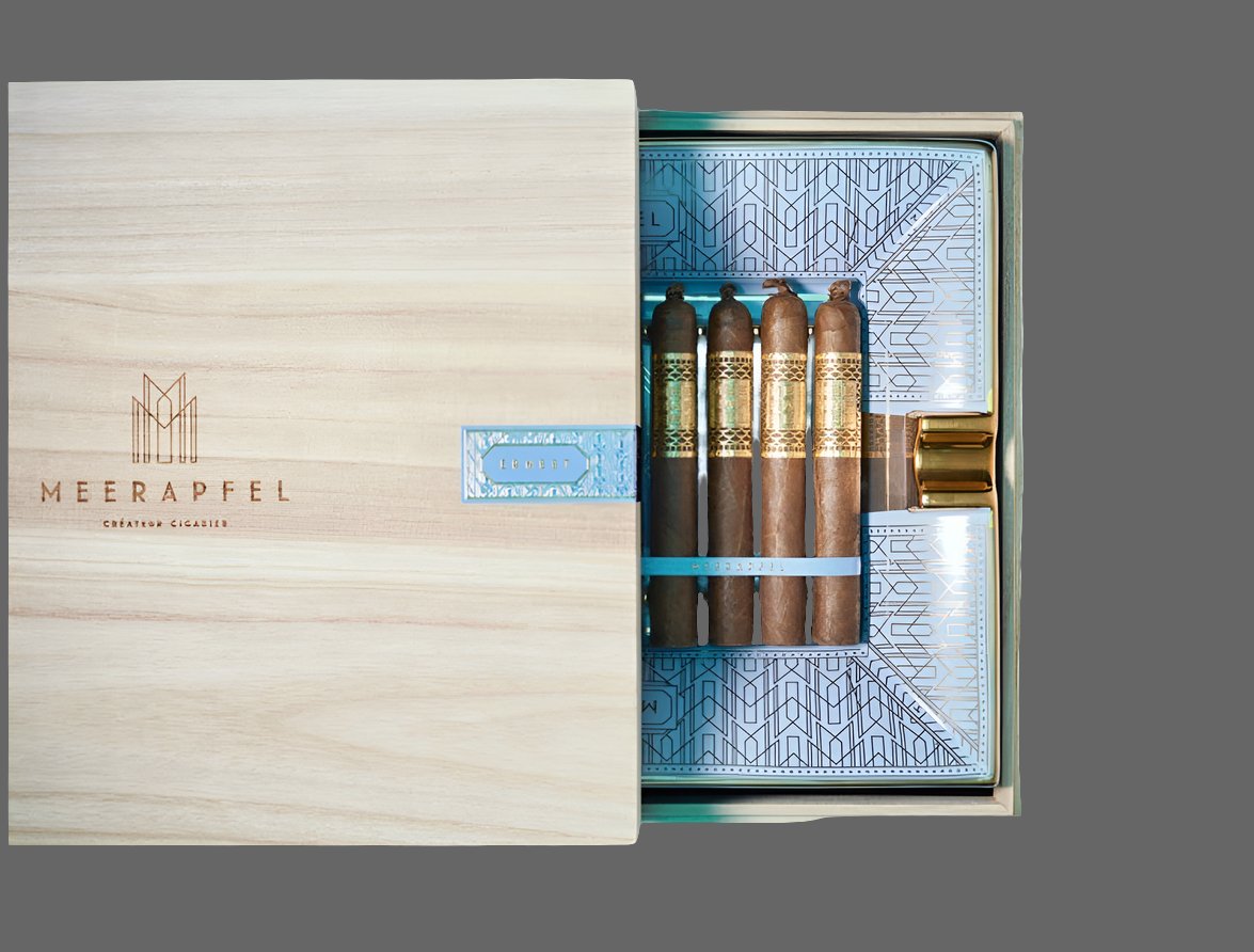 Meerapfel Ernest Double Robusto Bx and Ashtray