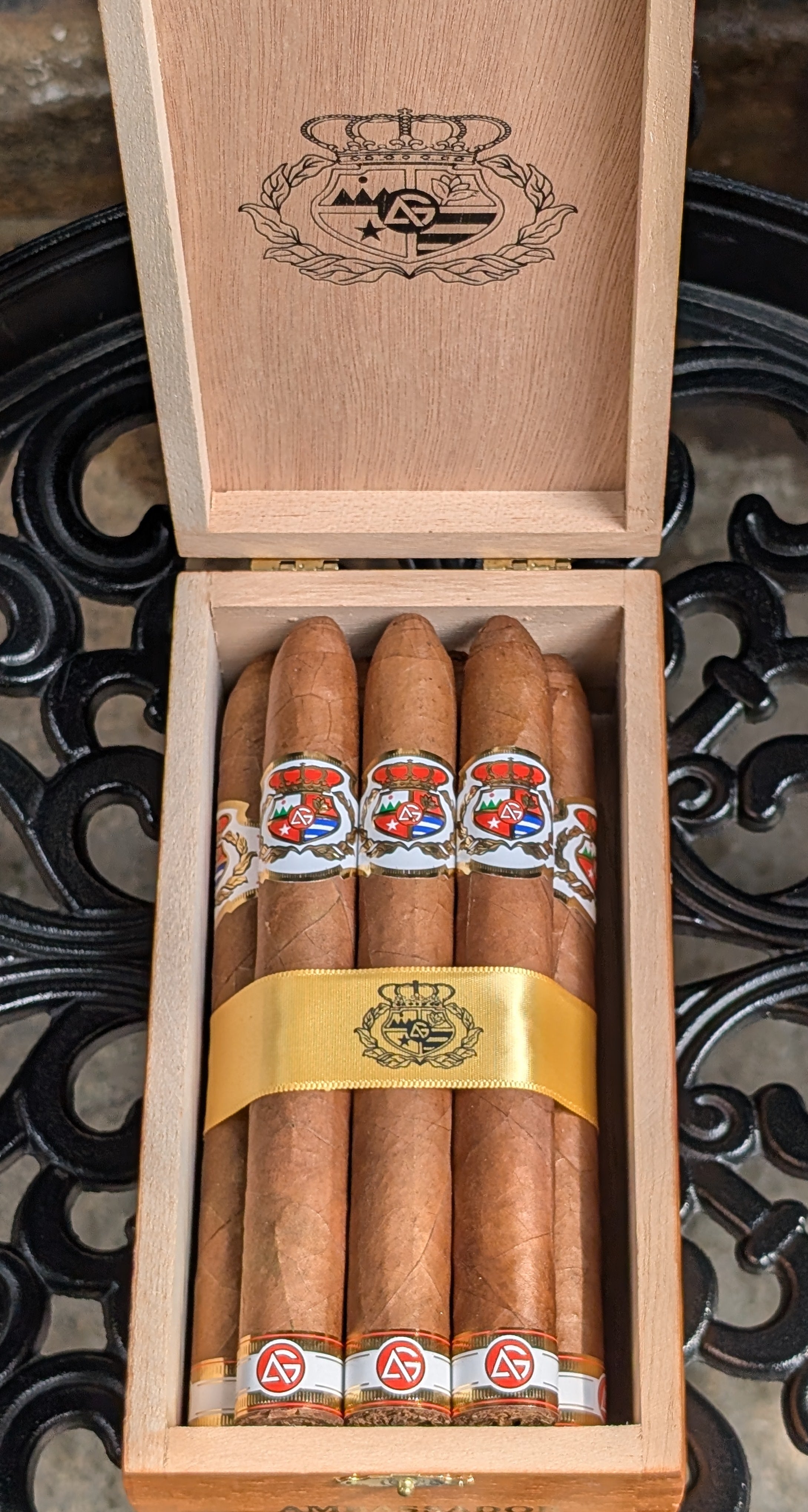 Ambassador 109 Box