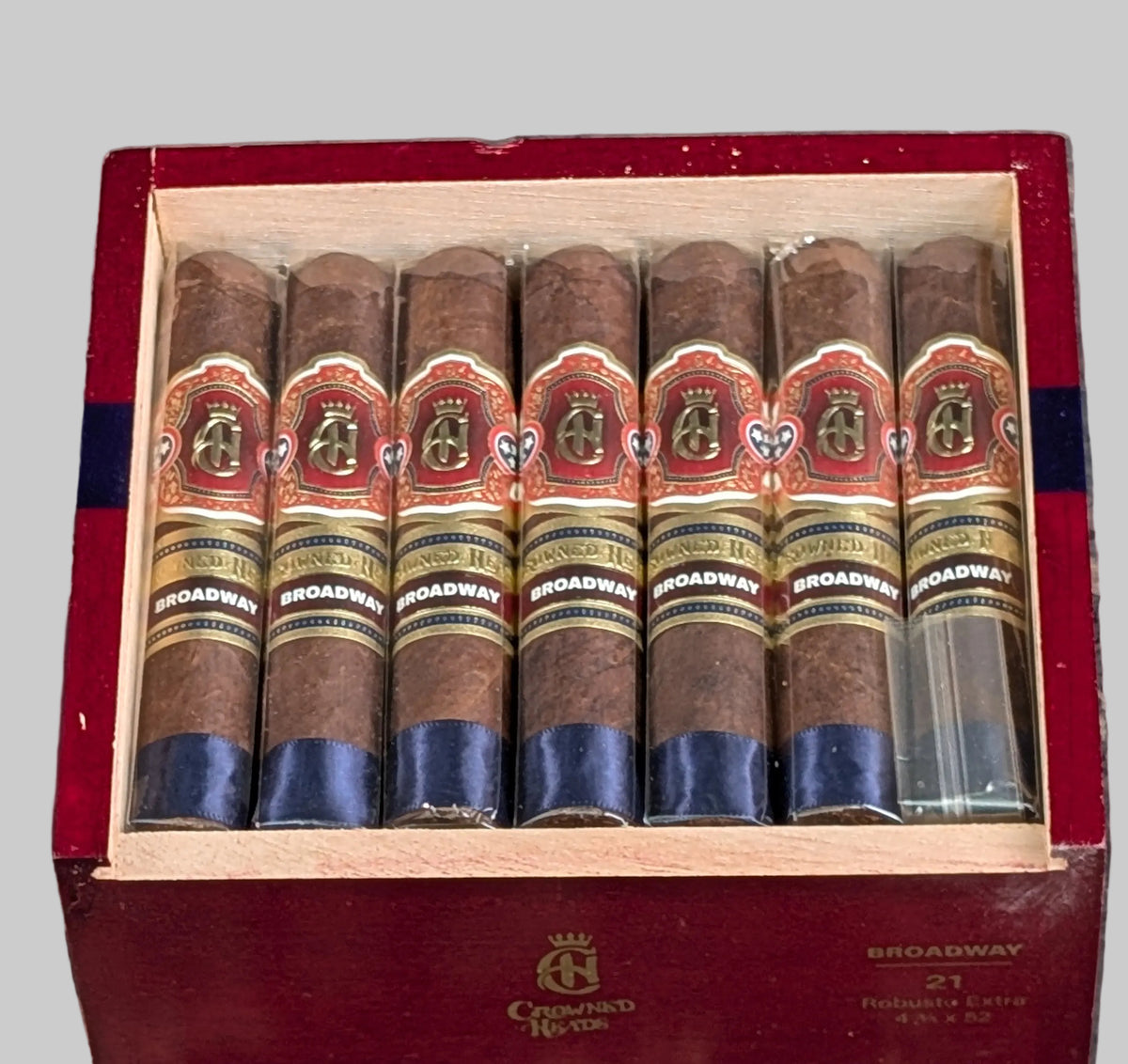 Crowned Heads Broadway Robusto Extra Bx