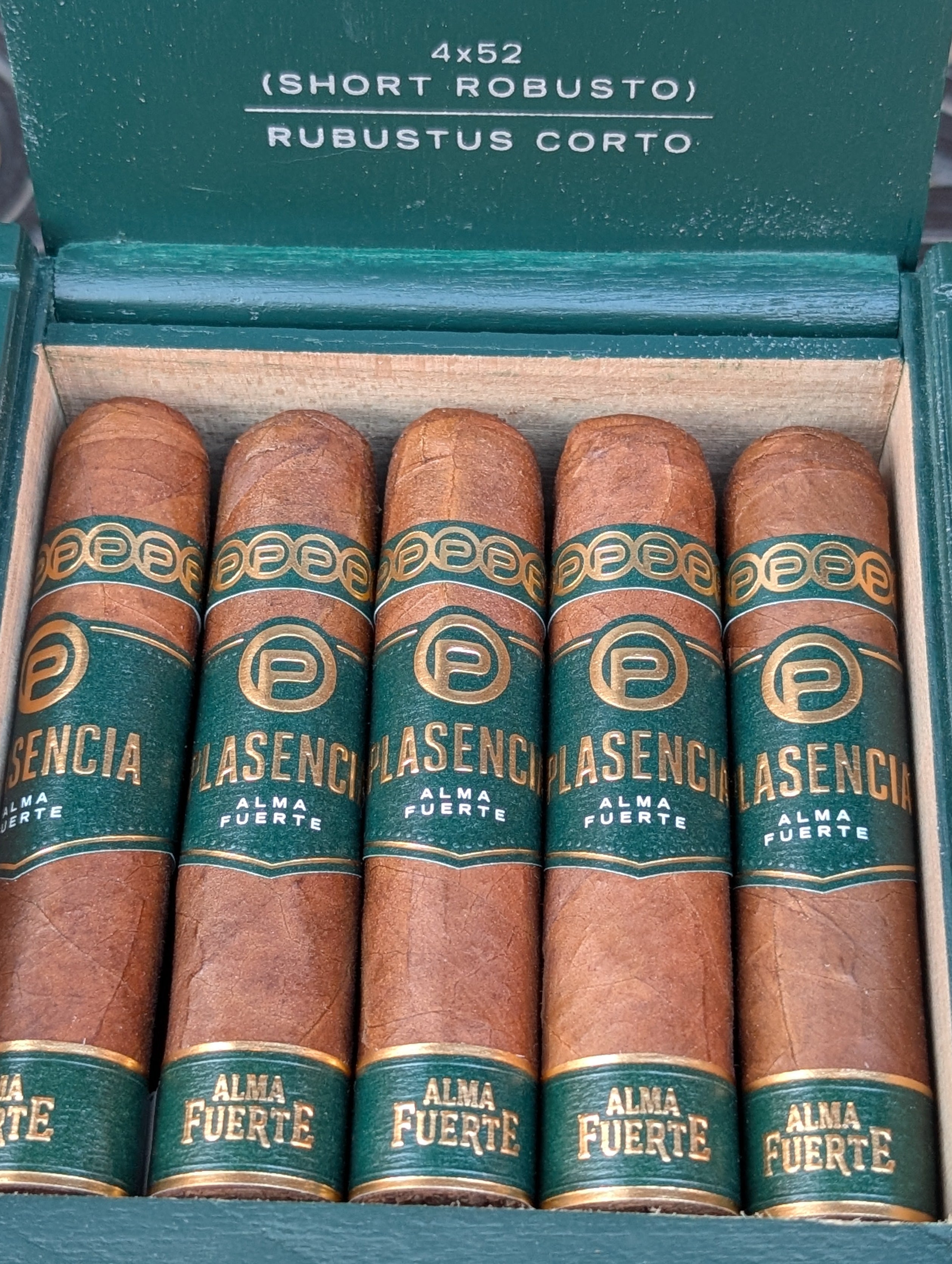 Alma Fuerte Natural - Rubustus Corto Bx