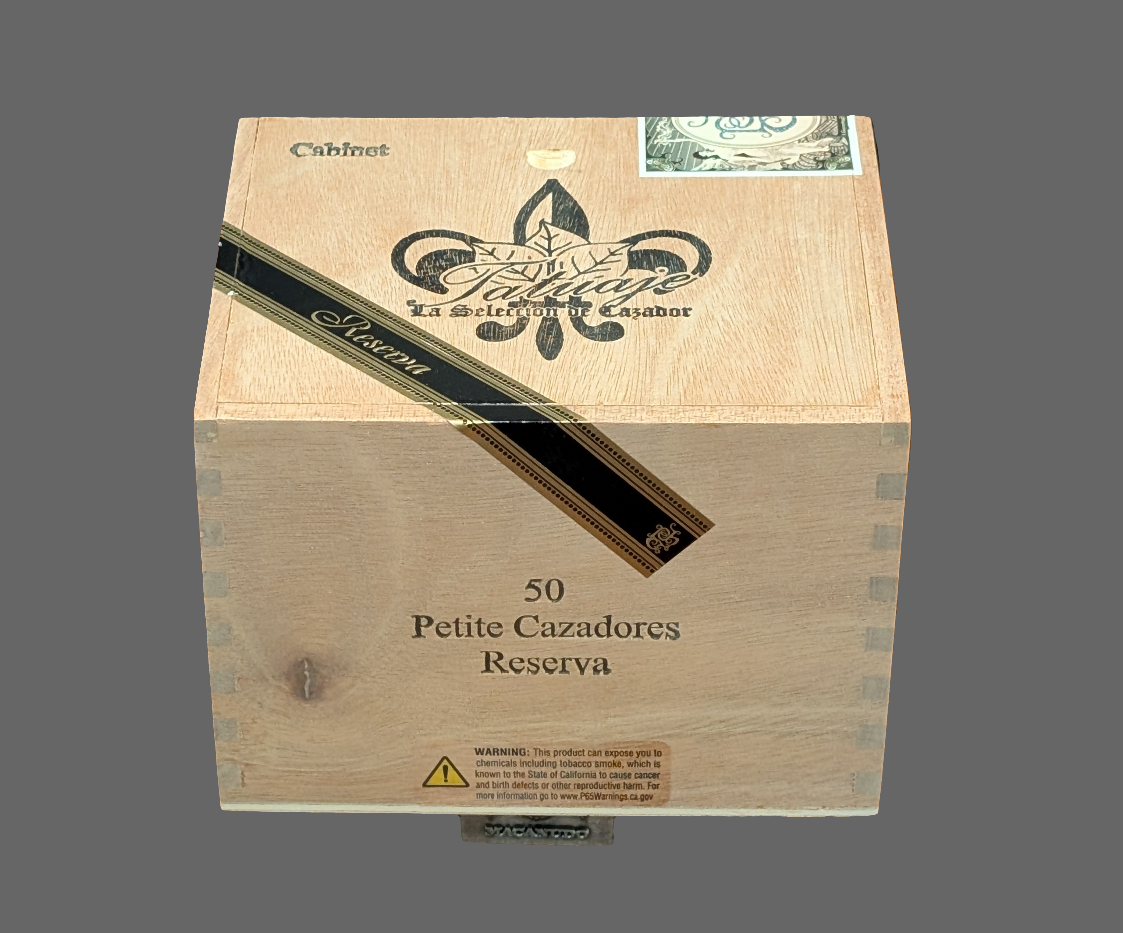 Tatuaje Petite Cazadores Bx