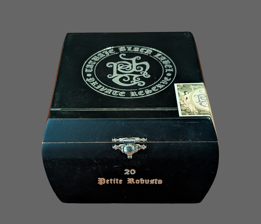 Tatuaje Black Petite Robusto Bx