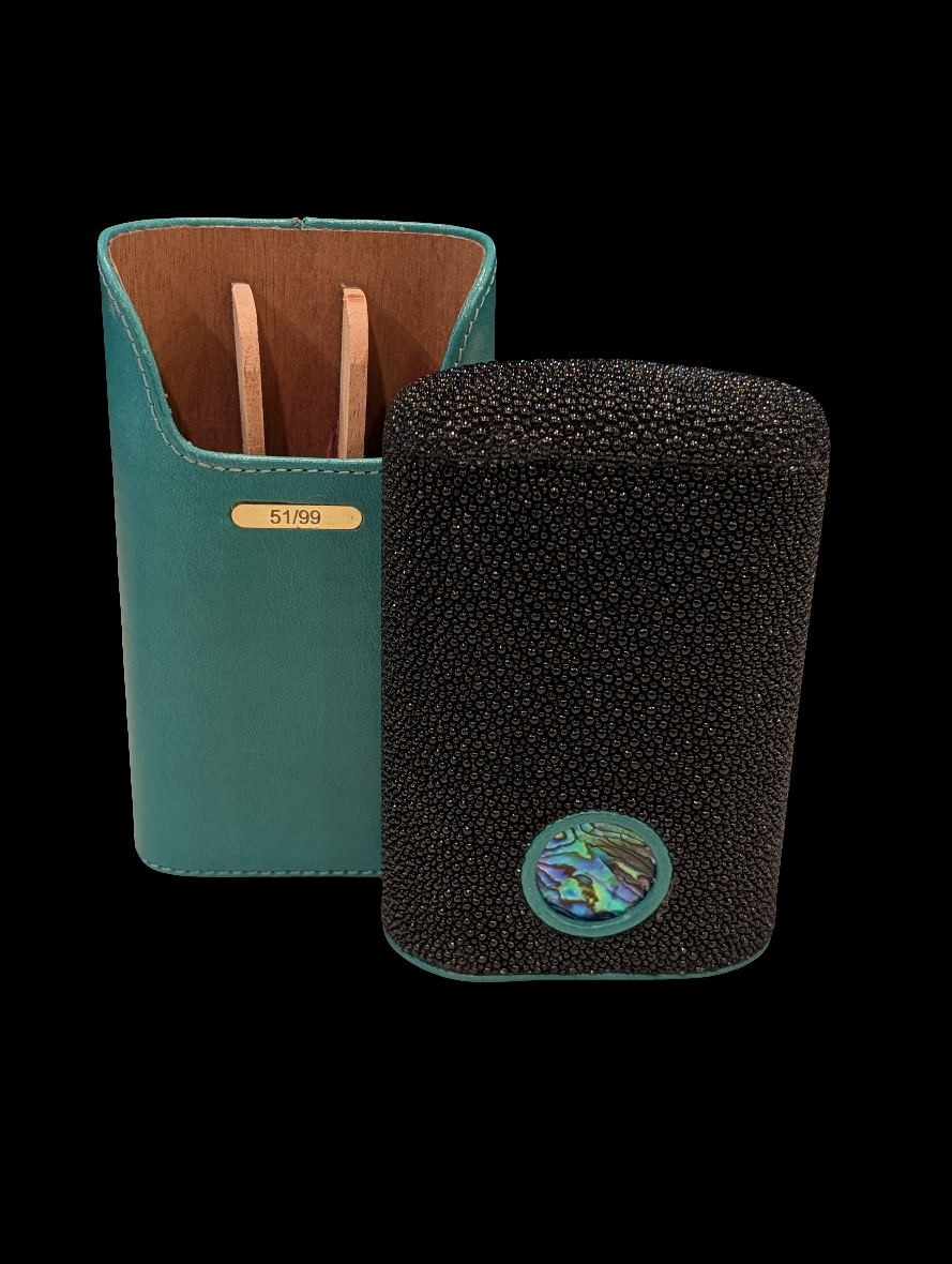Abalone LE Cigar Case
