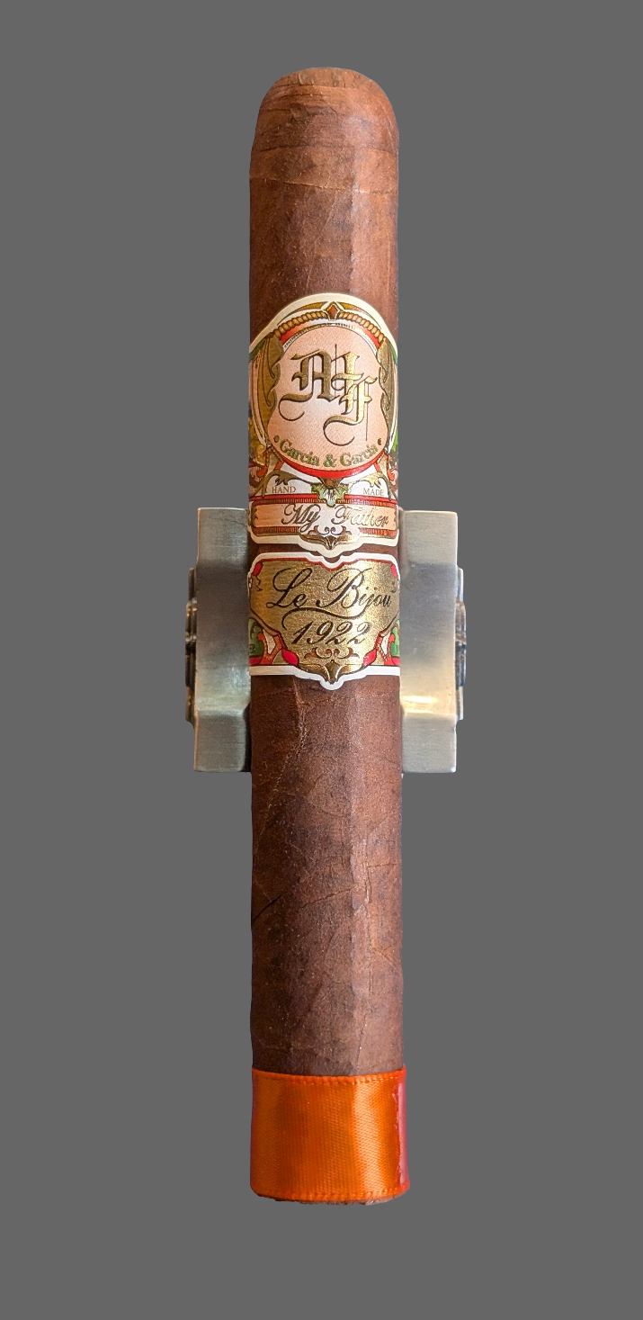 My Father Le Bijou 1922 Toro