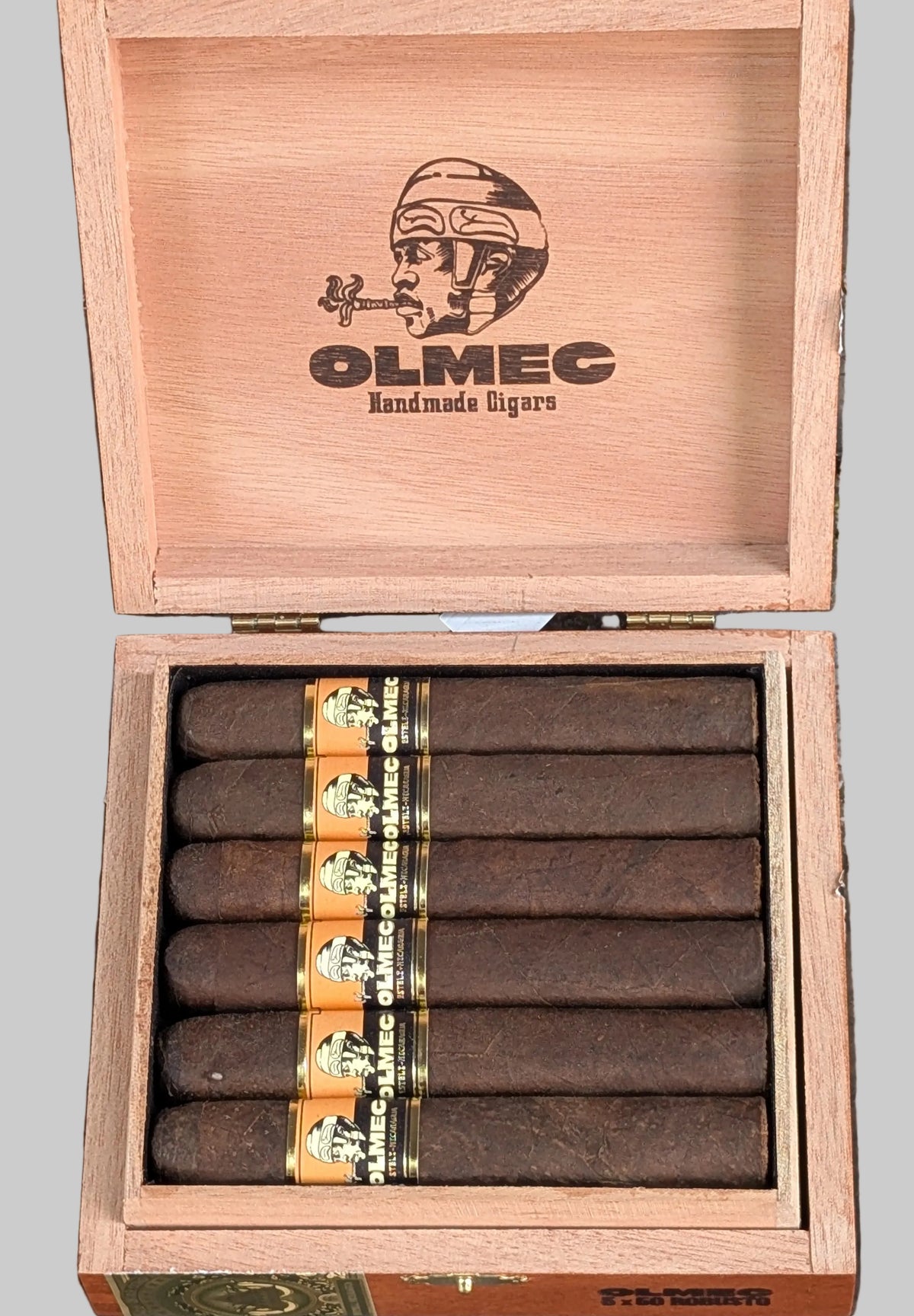 Foundation Olmec Robusto Maduro Bx