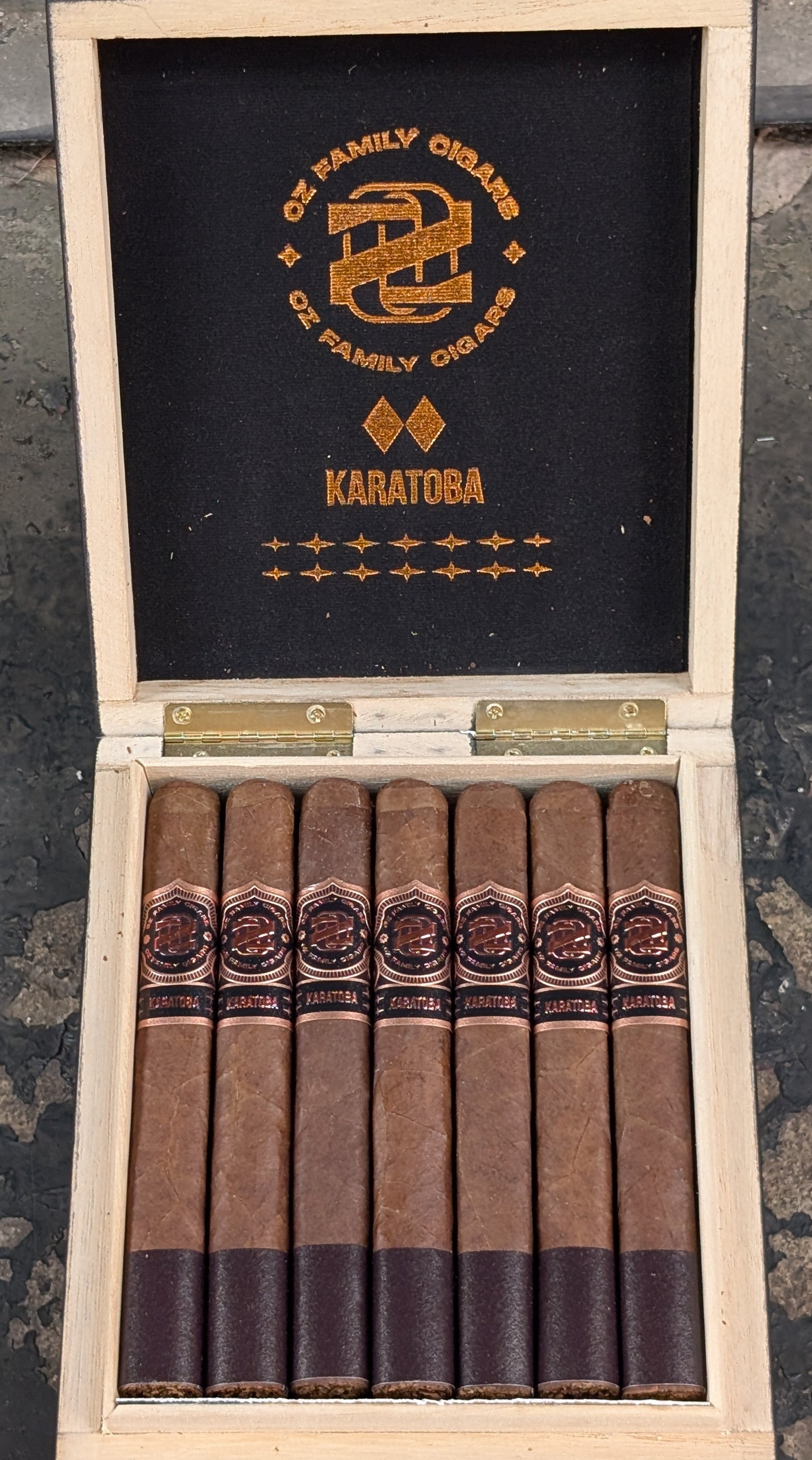 Oz Family Cigar Karatoba Toro Bx