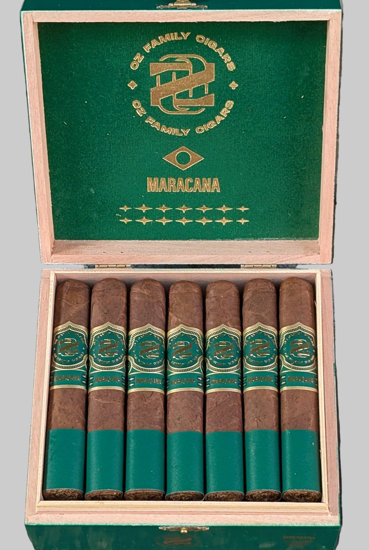 Oz Family Cigar Maracana Robusto Bx