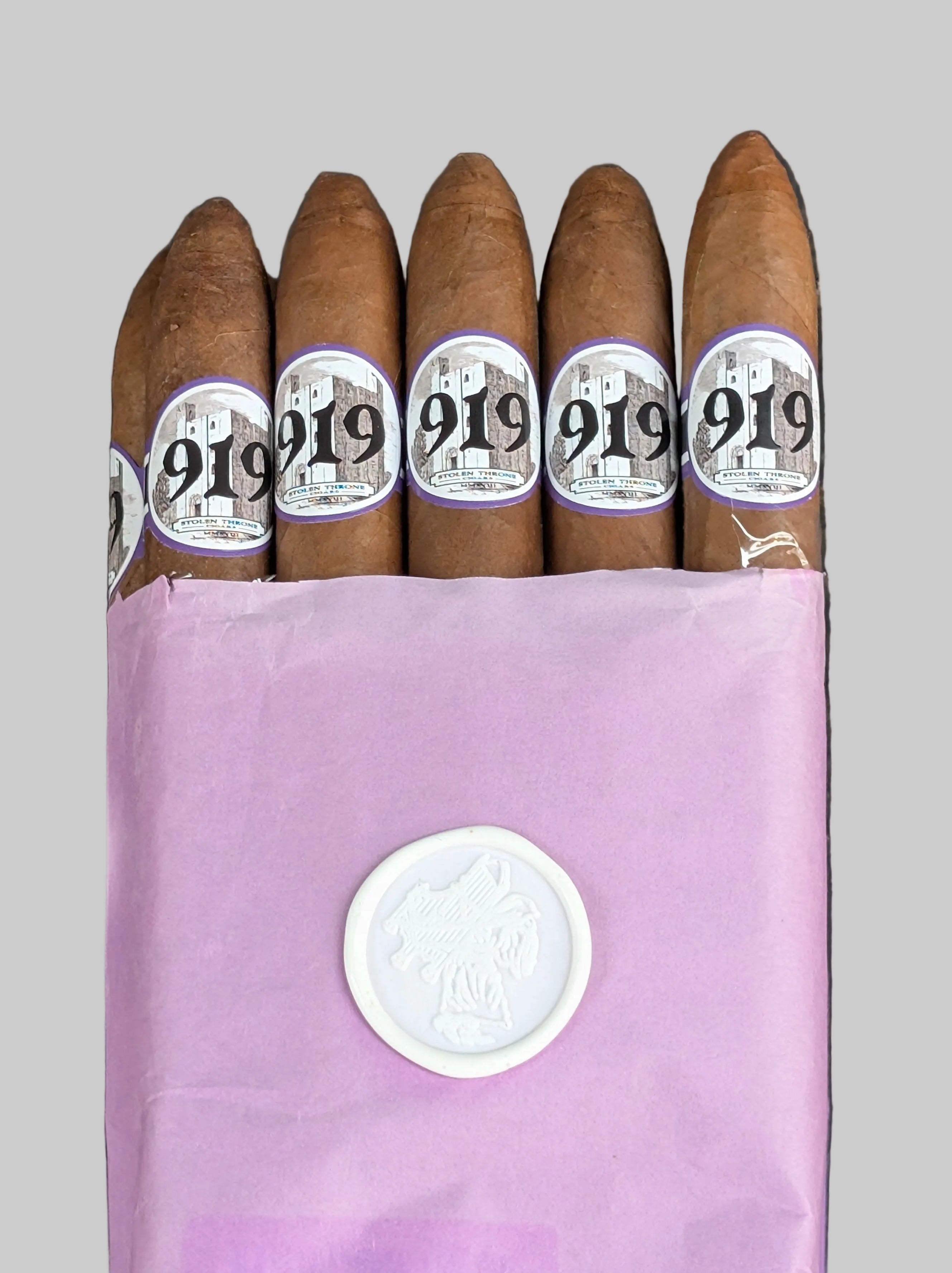 Stolen Throne Castle 919 Belicoso Bdl