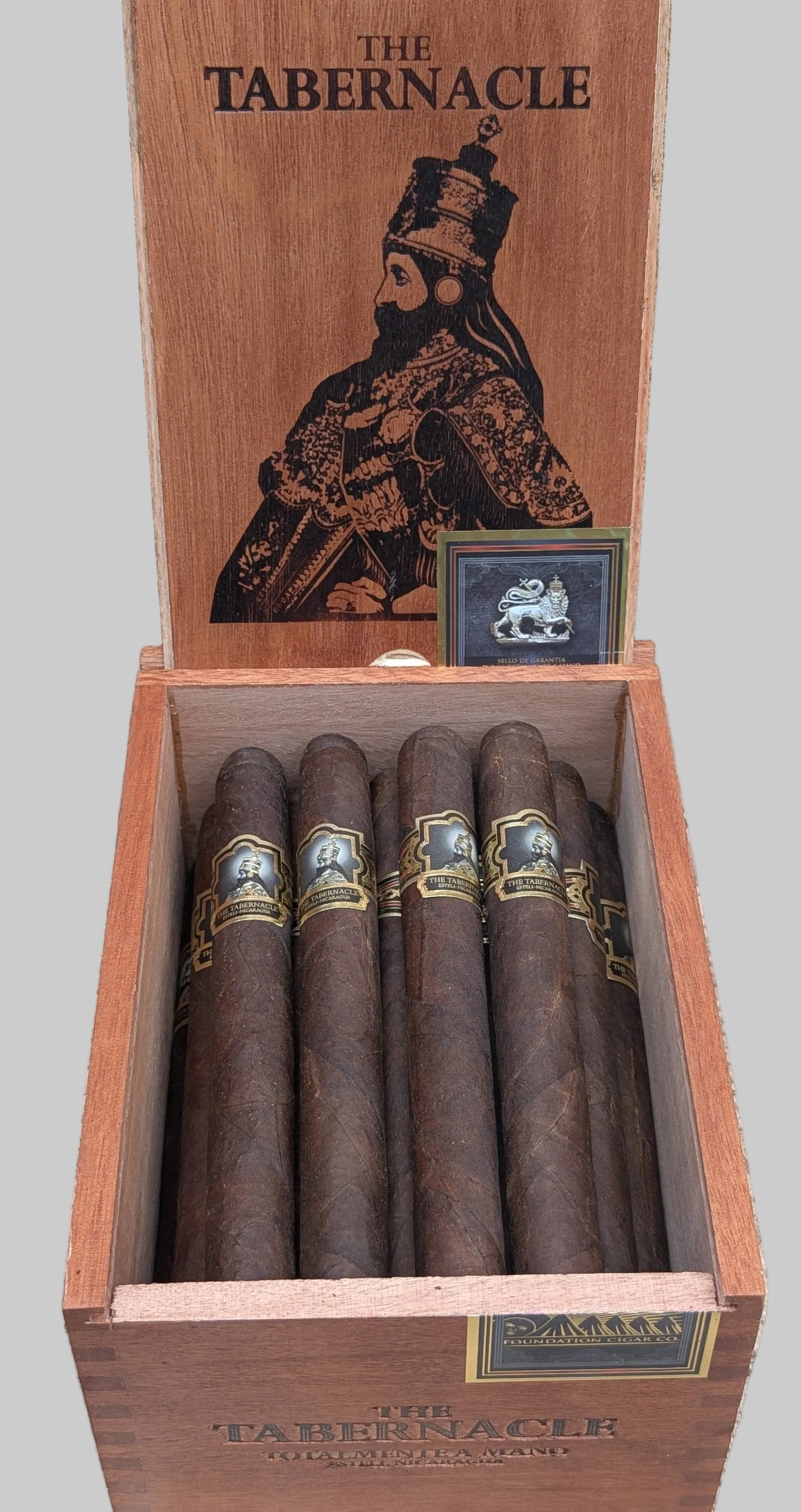 Tabernacle Broadleaf Doble Corona Box