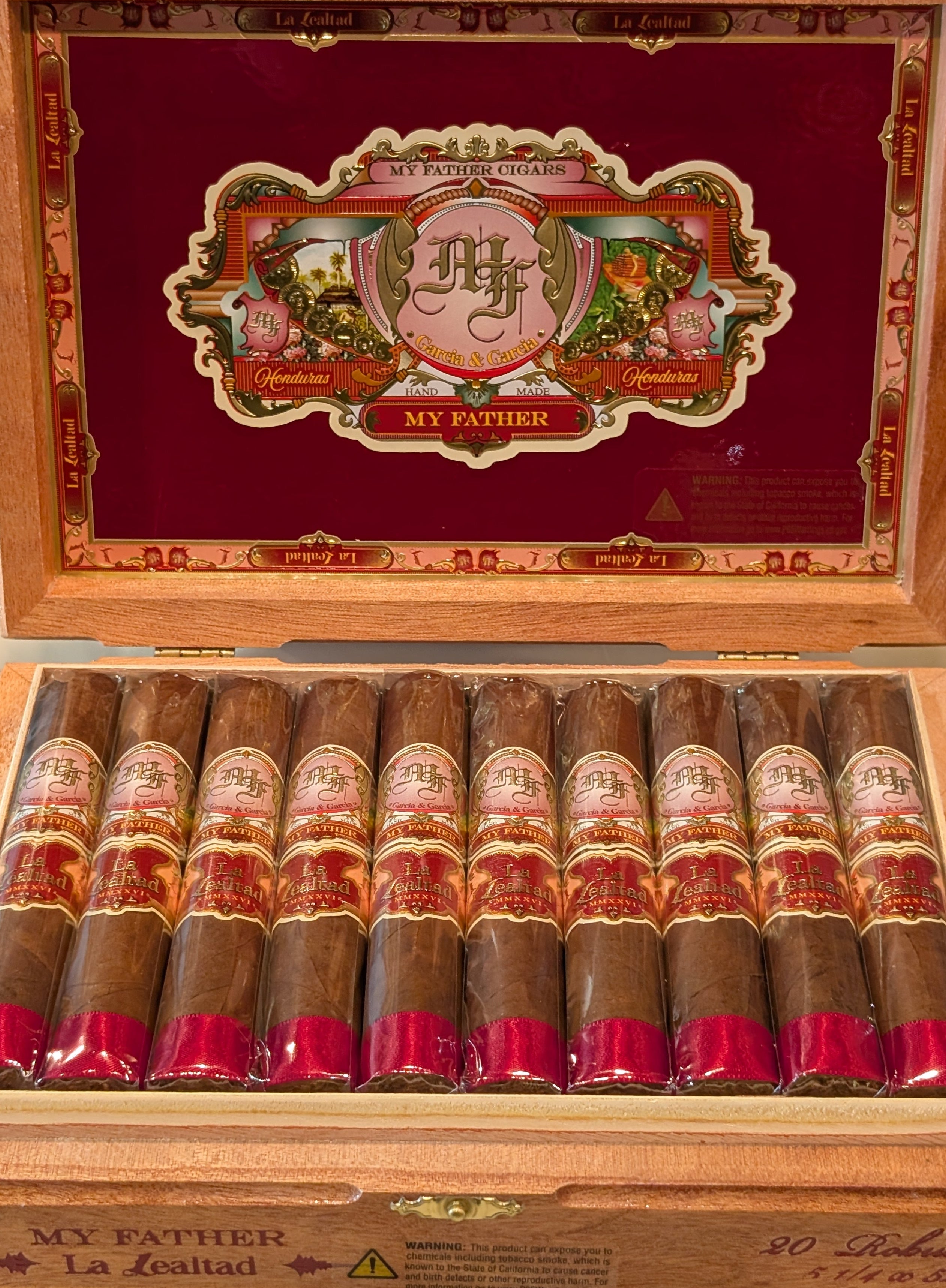 La Lealtad Robusto Bx