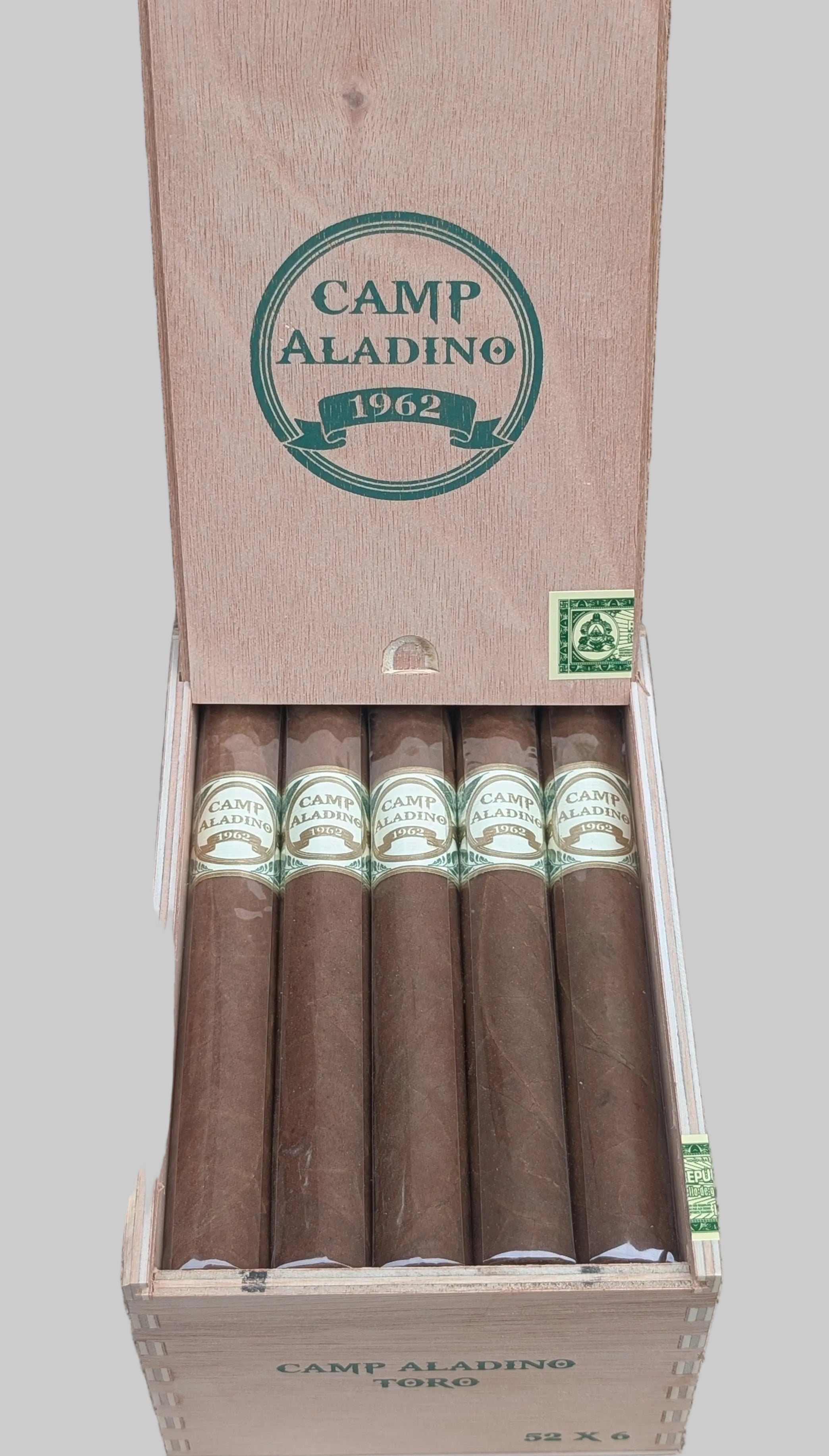 Camp Aladino Toro Box